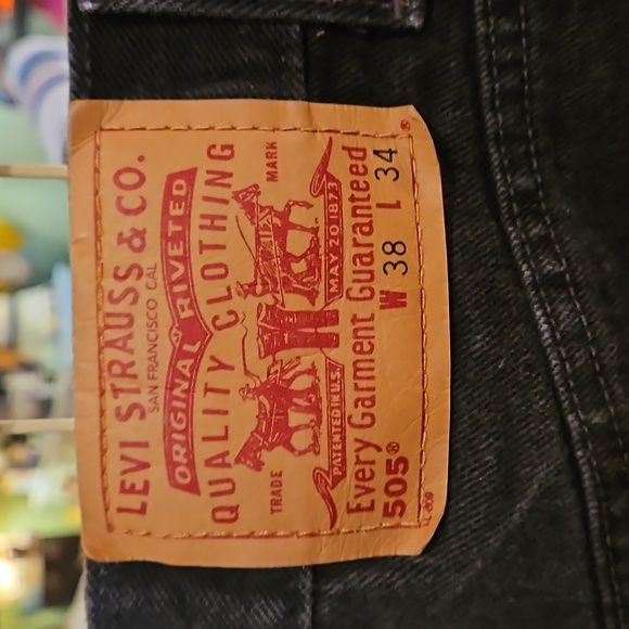 From Wendy's closet men's Levi's 505 W38×L34 color is black - Picture 7 of 12